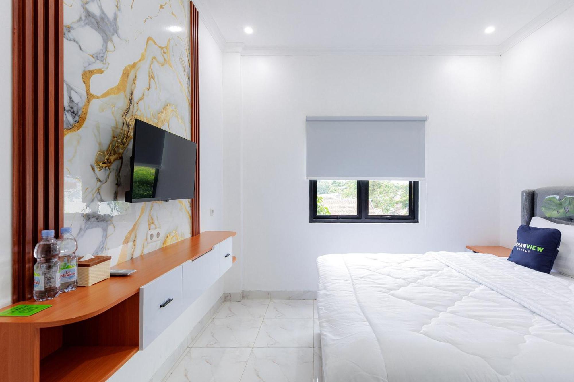 Urbanview Hotel Amira Syariah Bogor Pamoyanan Exteriér fotografie