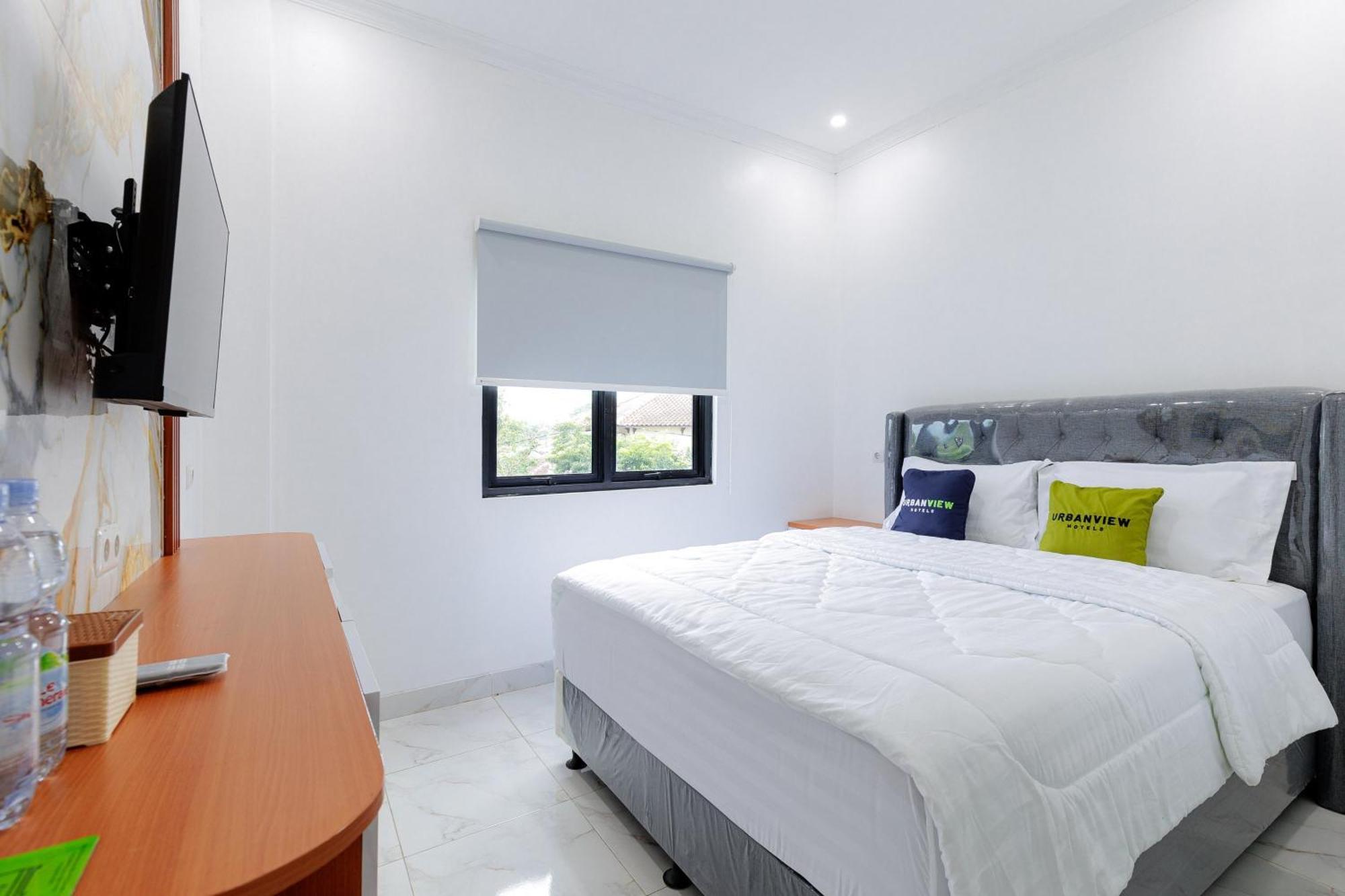Urbanview Hotel Amira Syariah Bogor Pamoyanan Exteriér fotografie