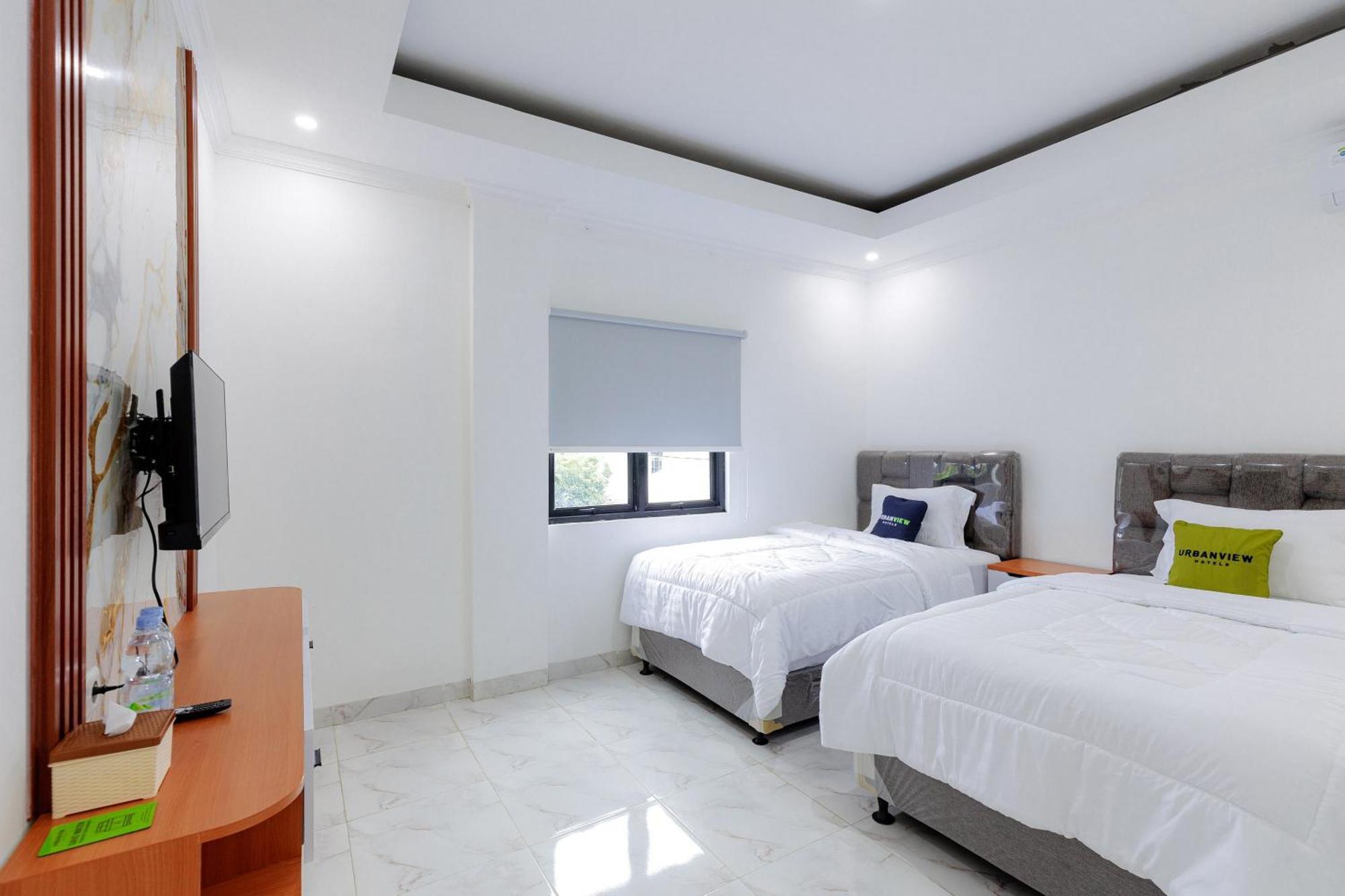 Urbanview Hotel Amira Syariah Bogor Pamoyanan Exteriér fotografie