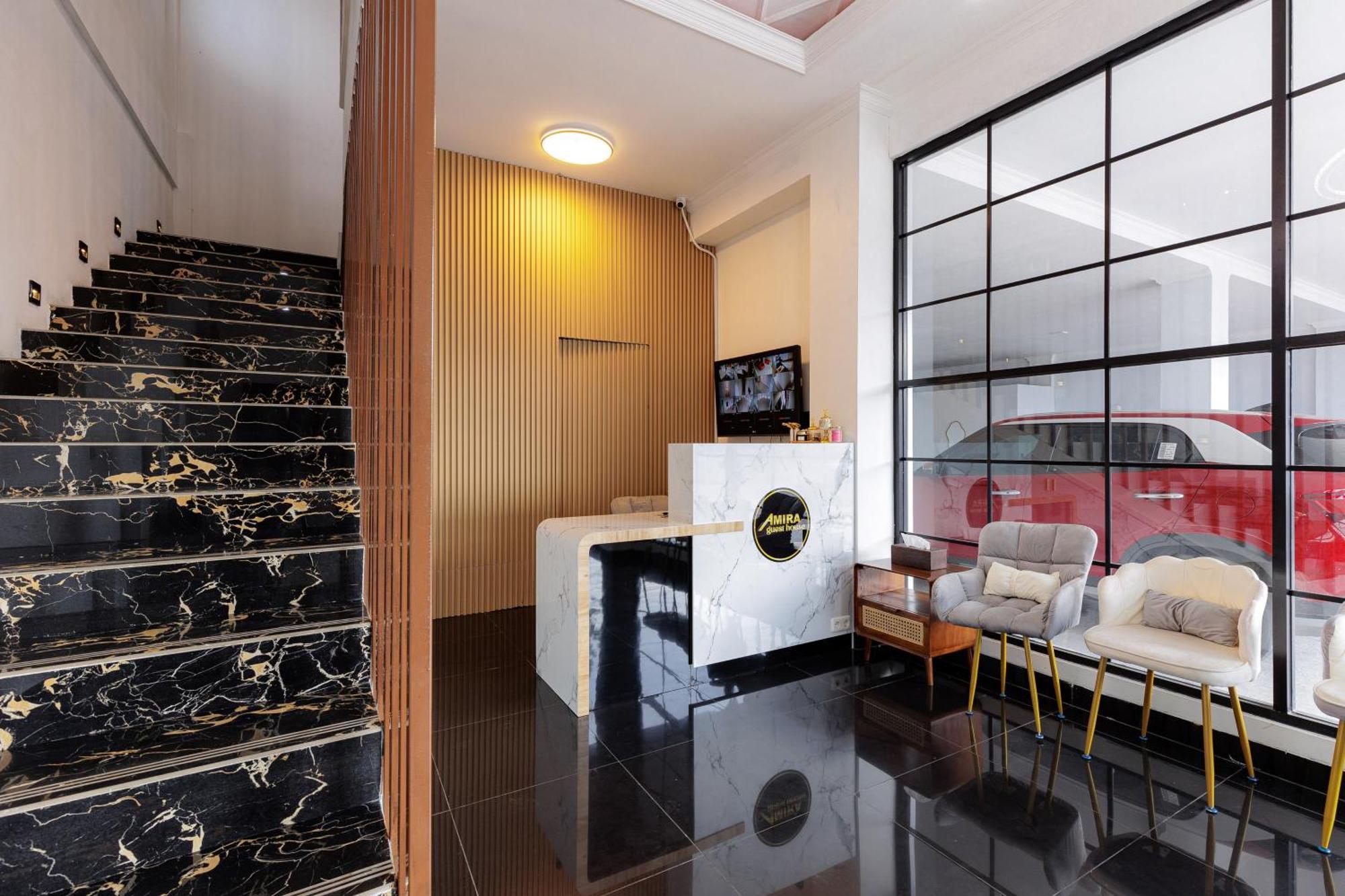 Urbanview Hotel Amira Syariah Bogor Pamoyanan Exteriér fotografie